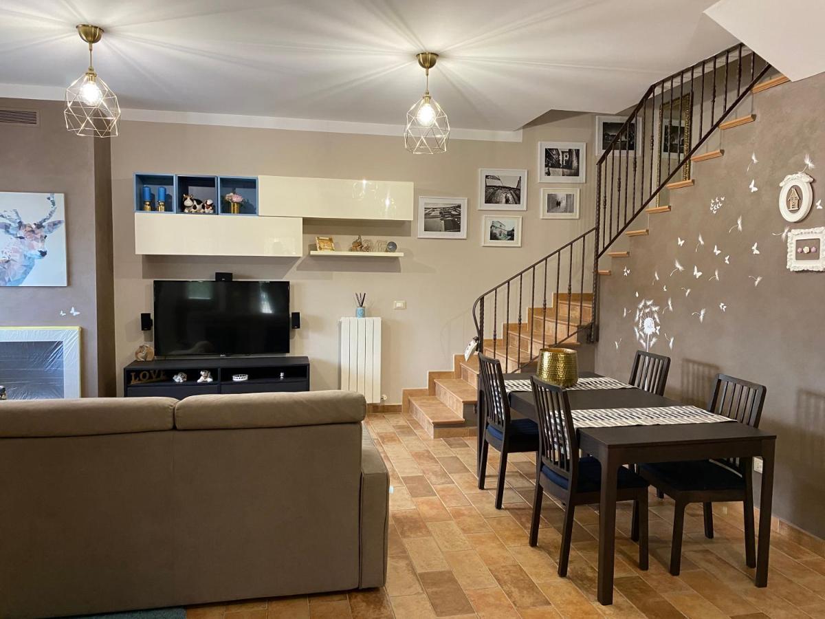 Casa Vacanze Boutique House Casa Mimo San Demetrio ne' Vestini Buitenkant foto